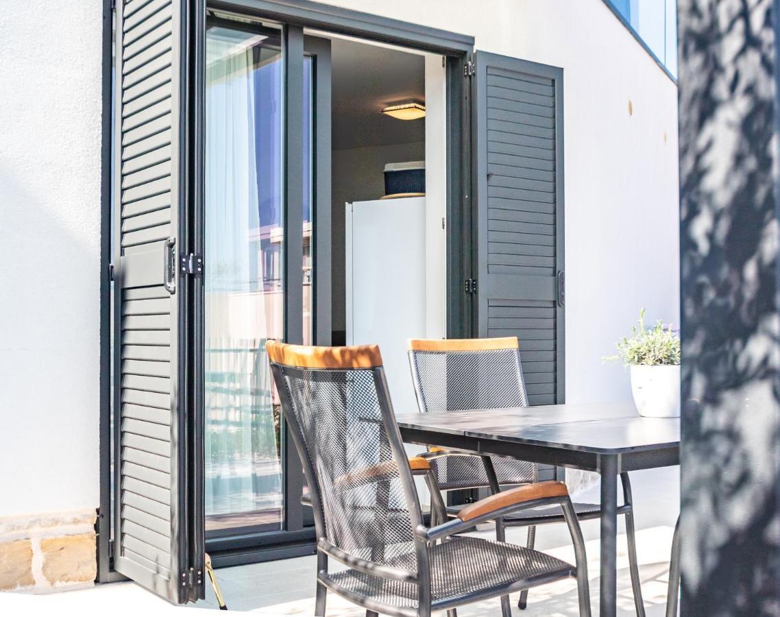 Apartamento La Perla Murter Exterior foto